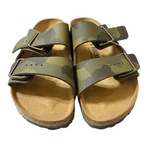 Birkenstock Arizona Sandals – Camouflage – Women’s 8 / EU 39